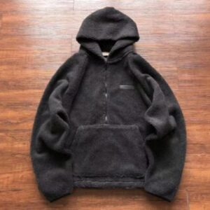 essential-fog-fleece-black essential-fog-fleece-black