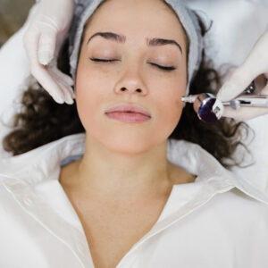 microneedling-introIw286Hr microneedling-introIw286Hr