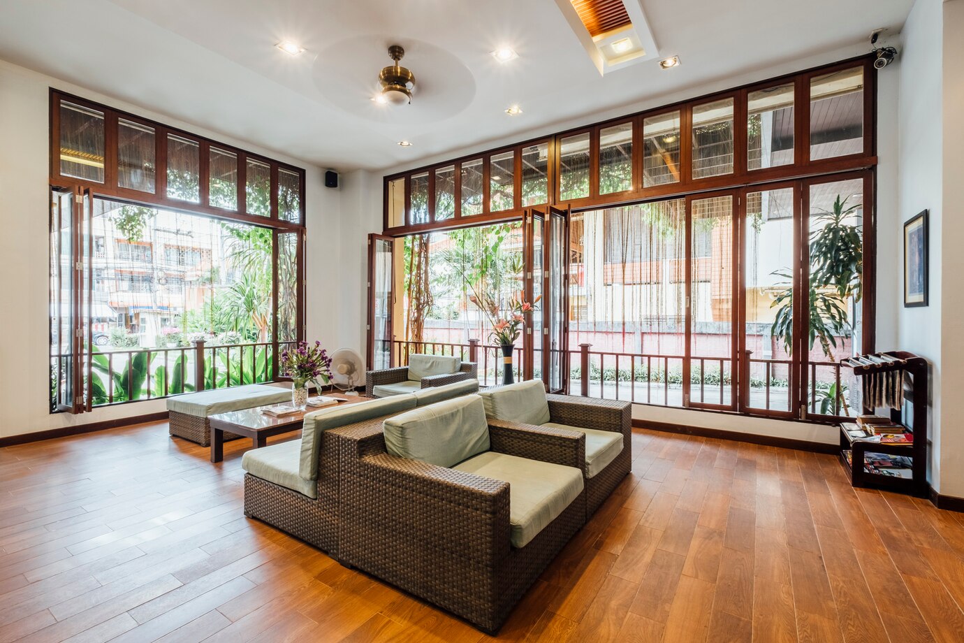 lobby-living-room-hotel_1150-11124