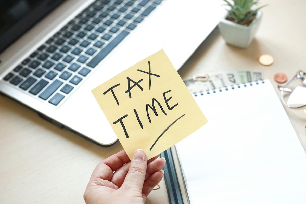 tax-advisor-5